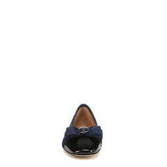 MAREN FLAT